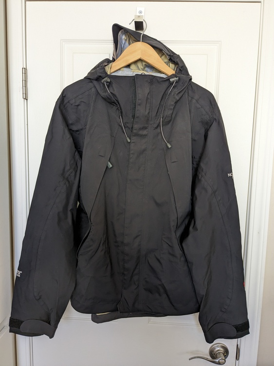 FS NF GoreTex Jacket, (NWT)Dakine Phoenix Gloves, Kammok Double