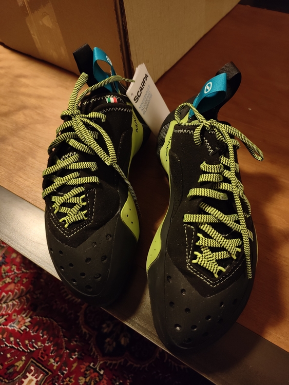 Scarpa Mago Climbing Shoes