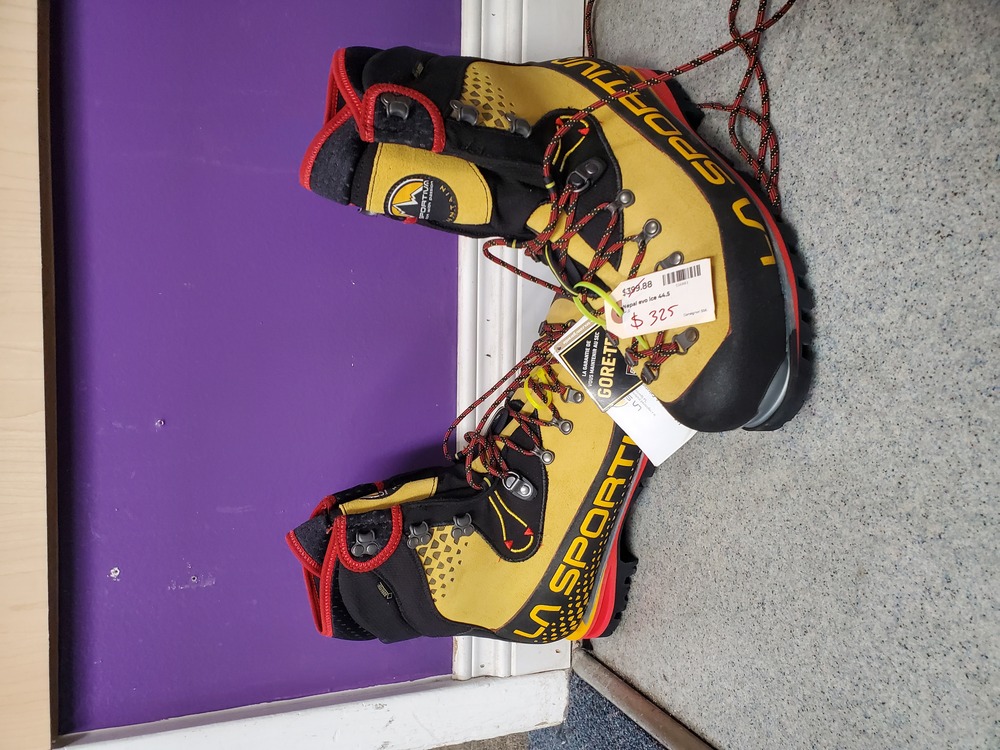 la sportiva 8000m boots
