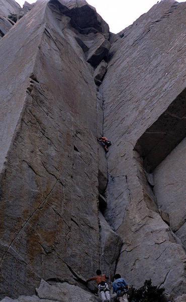 Scott Nomi on the immaculate Sheila (5.10a)