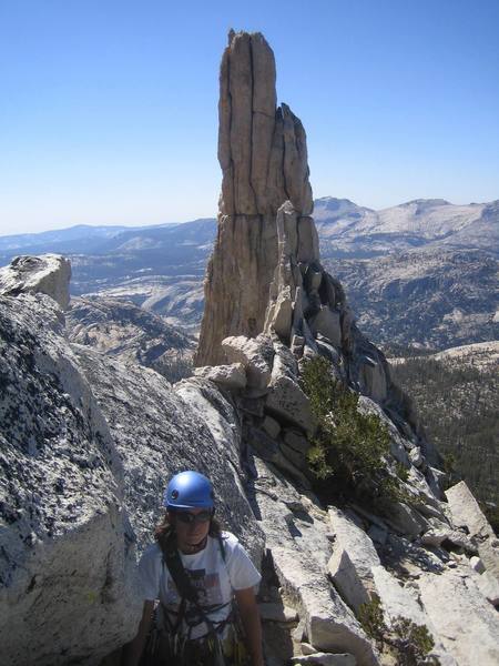 The notch between Eichorn Pinnacle and the summit.