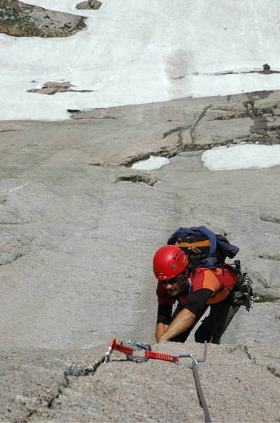 On the 2nd pitch, if the dihedral is wet or mossy, the crack out on the face to the right also goes at 11a.