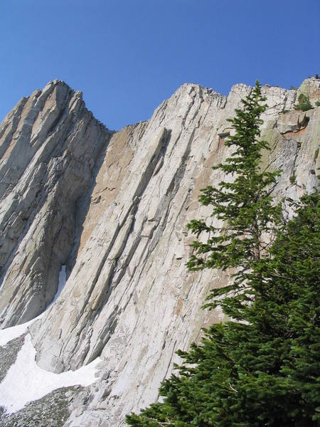 A decent profile shot of the Thumb formation on the South Summit Wall.