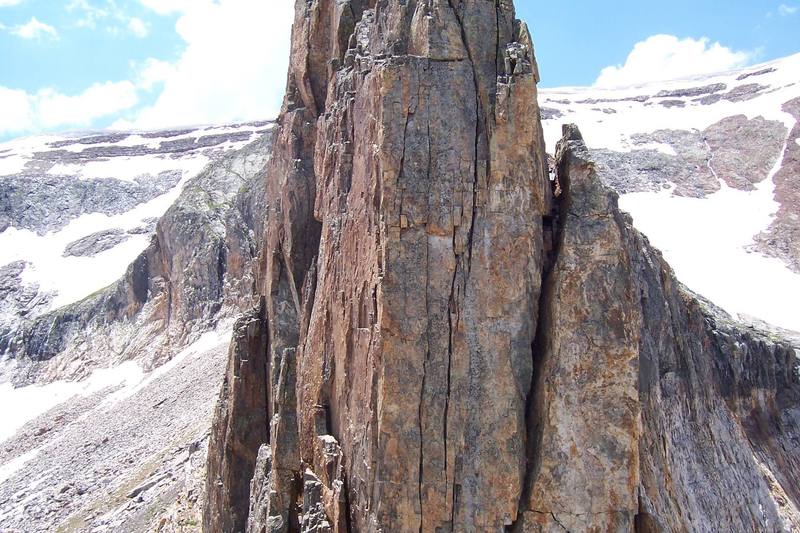 Splitter, UNCLIMBED handcracks on the North Chimney.