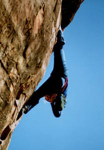 Young Lynn Hill playing at Willow Spring.<br>
Photo by Blitzo.