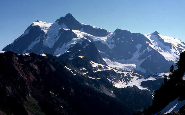 Mt. Shuksan.<br>
Photo by Blitzo.