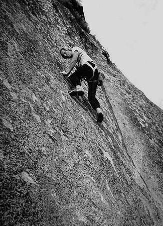 Al Swanson on the first ascent of "New Blood".<br>
Photo by Blitzo.