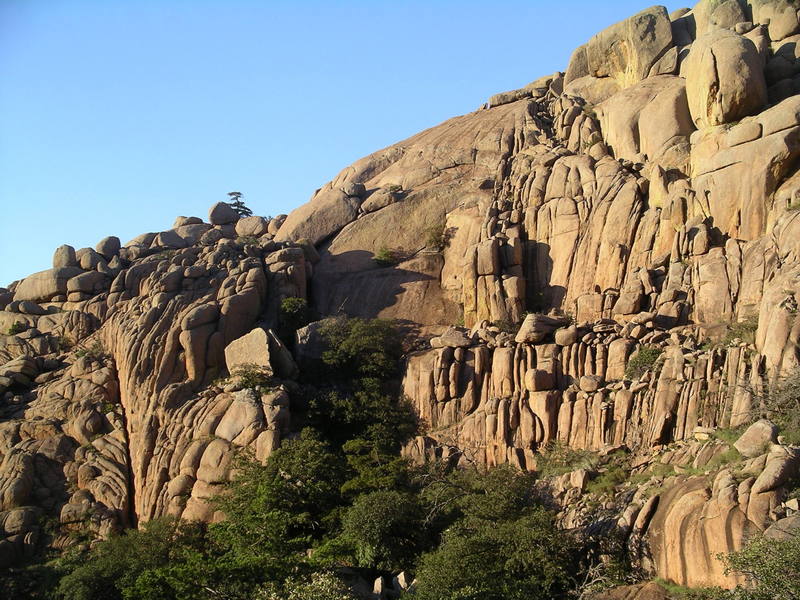 A close up of Wintergarten Wall.  The gully that splits the two climbing areas is in the middle of the frame.