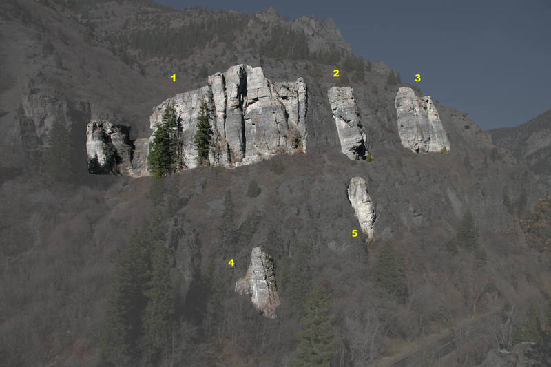 Some of the areas accessed from the Grey Cliffs parking area.<br>
1 [[105739715]]<br>
2 [[White Wave]]105739683<br>
3 [[105739671]]<br>
4 [[105885713]]<br>
5 [[105885742]]