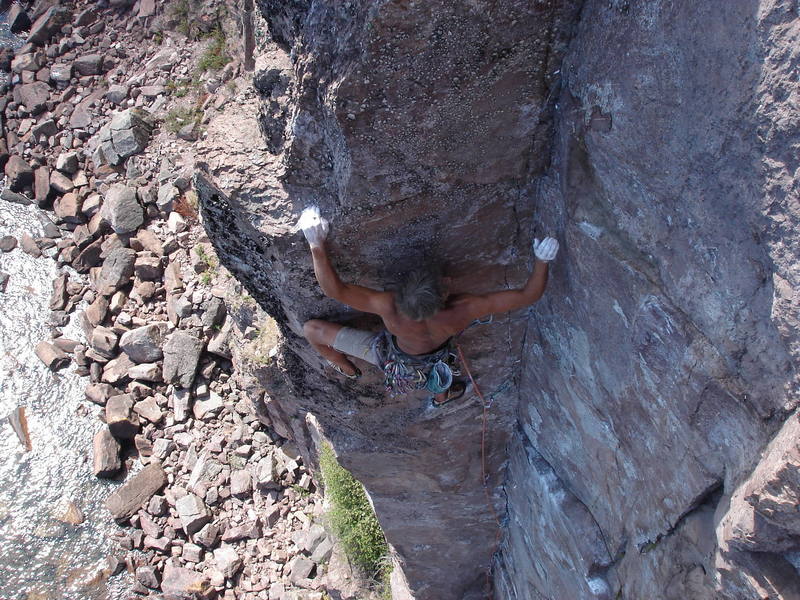 FA shot of Birds of a Feather, Palisade Head, MN