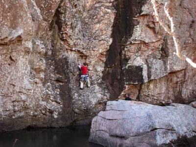 Starting up the Ker Plunk/Monkeys way traverse.  A 0.5 to 0.75 cam may (not likely) keep you from going Ker Plunk should you blow of the wall.  