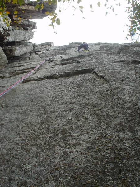 Climbing Critter crack with the Le Gourmet chimney to the left.