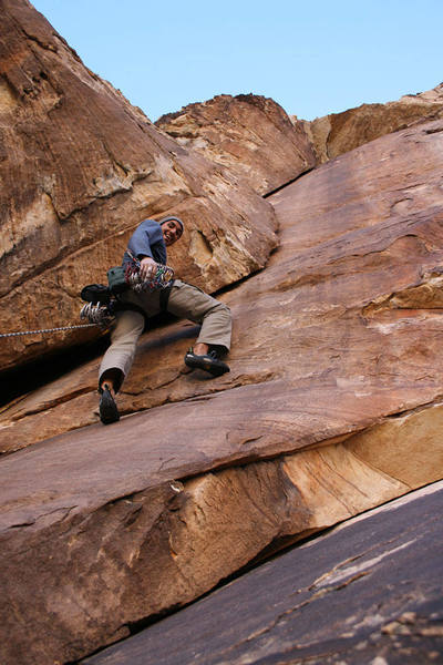 Starting up The Graduate, a sweet overhanging hand crack.