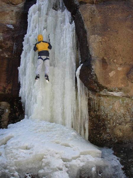 Lower section from the front during the best conditions (DRY).