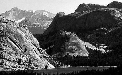 Stately Pleasure Dome, Tenaya Lake.<br>
Photo by Blitzo.