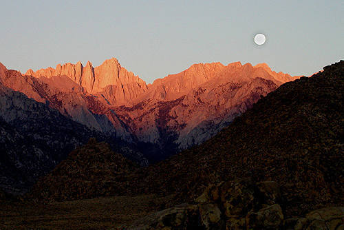 Mt. Whitney-early morning sun.<br>
Photo by Blitzo.