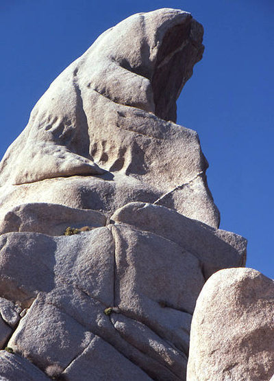 The coarse granite of Christmas Tree Pass.<br>
Photo by Blitzo.