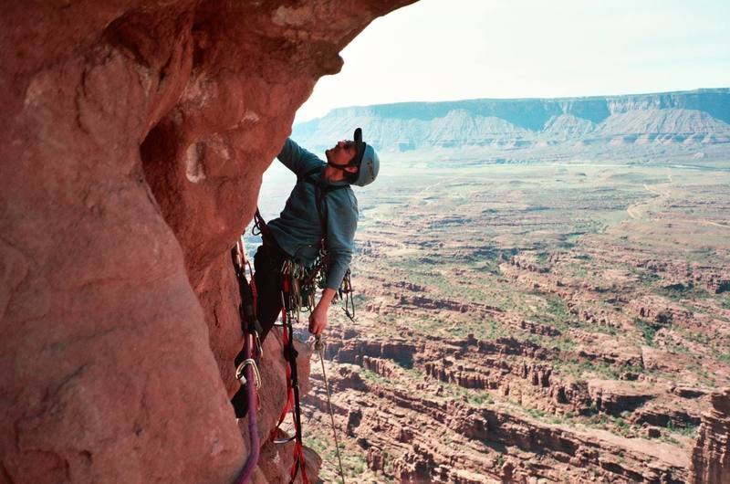 Crux Pitch of the "Finger of Fate".  The Titan.  March 2007