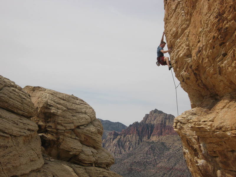 Drew Peterson flashing Keep Your Powder Dry, Trophy wall, Red Rocks, Nevada. Photo by Ara Finlayson