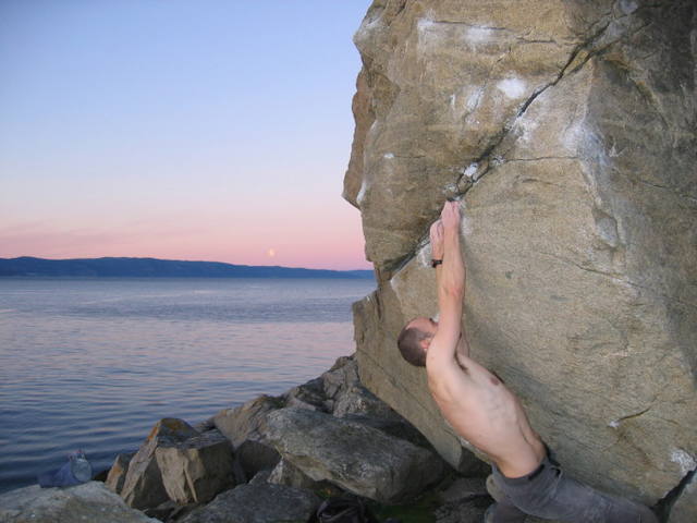 October sunset, bouldering on the freestanding boulder at Korsvika