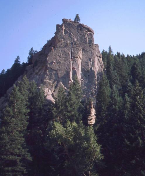 Because Cob Rock faces North and stays cool, the crag can be quite a mob scene on hot summer days. Photo by Tony Bubb, Y2K.