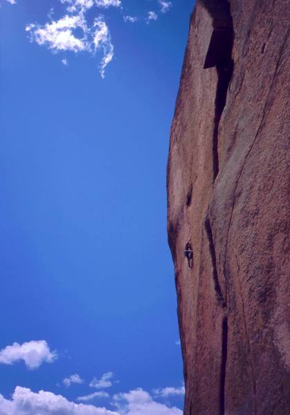 Tony Bubb on 'Bishop Crack' in the South Platte.<br>
<br>
Photo by Dave Stewart or maybe Mike Bannister, 2005. 