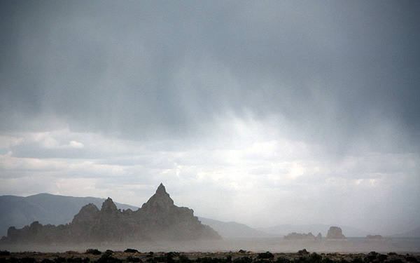 Pyramid Lake-Sandstorme.<br>
Photo by Blitzo.