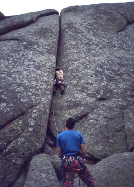 Chris Parks leads off on Strawberry Jam (5.8) at the Crystal Freeway in Vedauvoo, Tony Bubb belays. Photo by Jenny Schillinger, 2003.