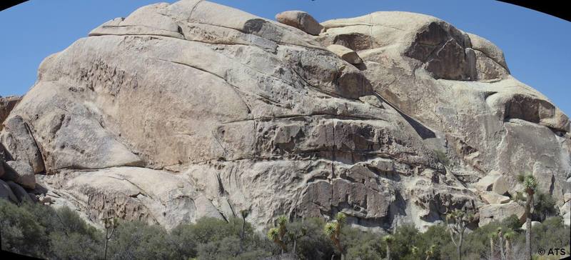 Detailed Pano of the left side of Little Hunk-East Face