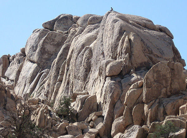 Rock Garden Valley-Left.<br>
Photo by Blitzo.