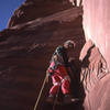 Dave Evans starting The Ewetopian Crack, pitch three.<br>
Photo by Todd Gordon.