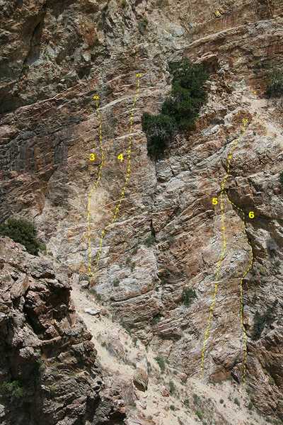 Trilogy Buttress<br>
Lower West Face<br>
3 The Road to Rivendell 5.7<br>
4 [[106055960]] 5.8<br>
5 [[106054965]] 5.9<br>
6 [[106779769]] 5.6