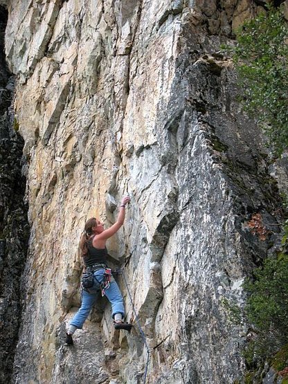 Josie on Case Dismissed (5.11b), Land of the Lost