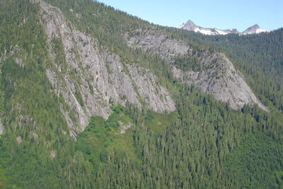 Comb Buttress (on left) and Three O'Clock Rock (on right)
