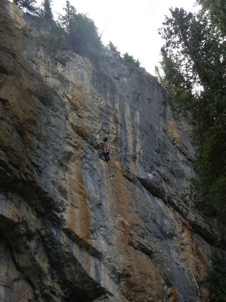 Running it out between the 8th and 9th bolt in the Punch Bowl, Lime Park, Co, September 2007.