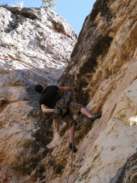 Jerad Friedrichs chalking up for the final moves.