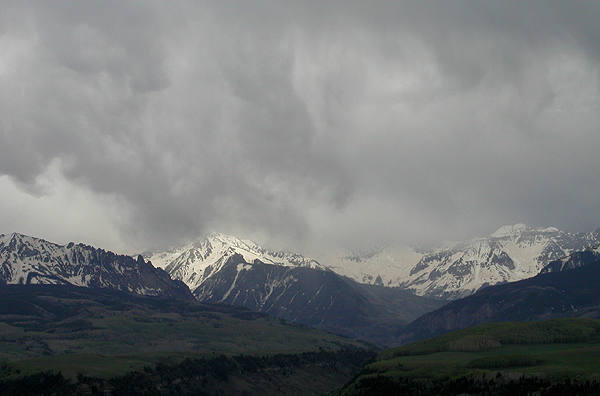 Mt. Wilson-storm.<br>
Photo by Blitzo.