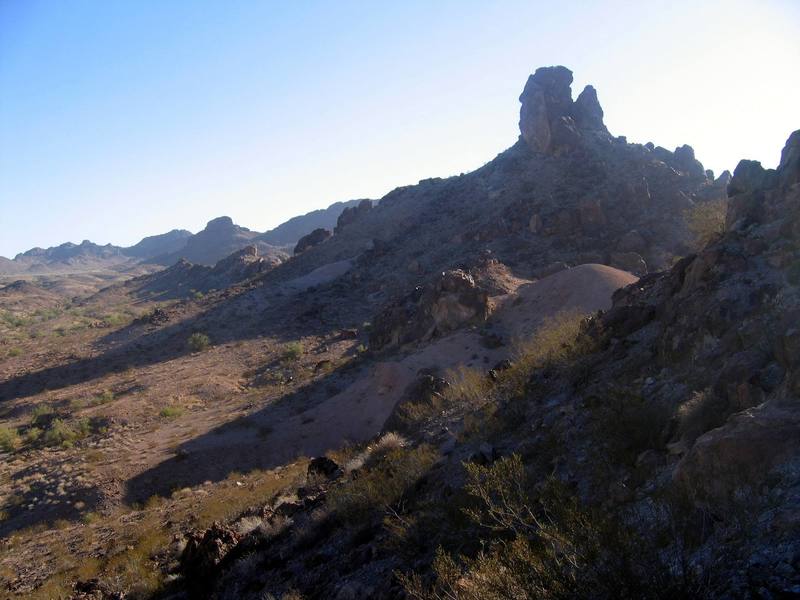 Photo of the Crab Claw.  Easily seen from the road, this formation reportedly has routes up to 80'.  Lots of large boulders around the base.  