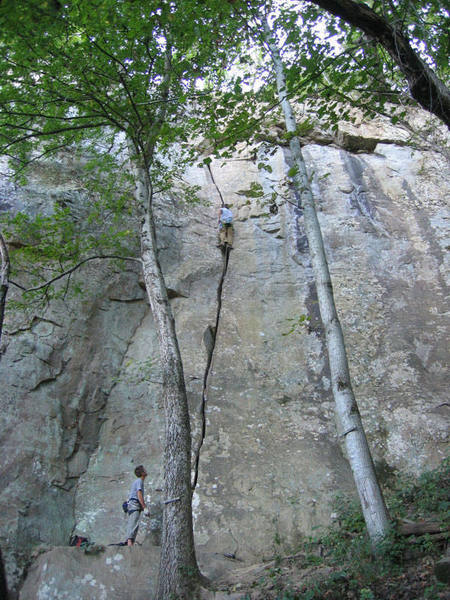 Thats me climbing Hackberry crack during 24 hours of horseshoe hell, appears in the climbing magazine event report!!!<br>
