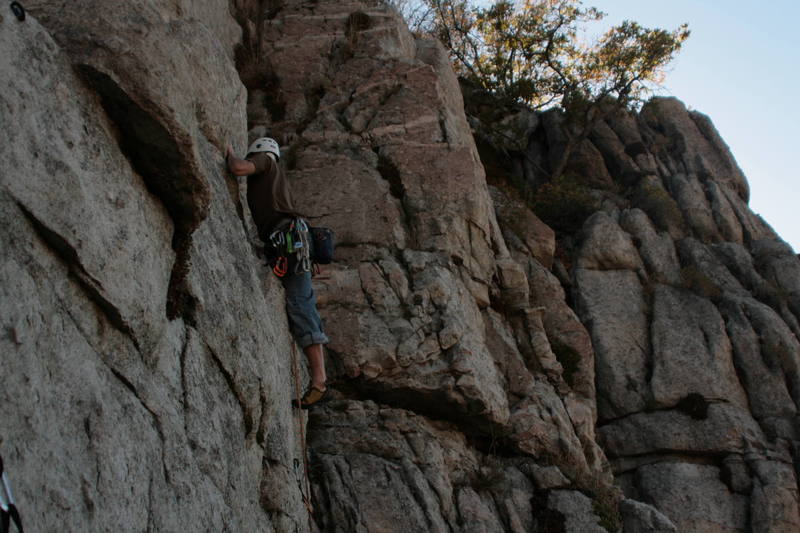 Tosh Peters Leading Deceived  photo:rocmaloney