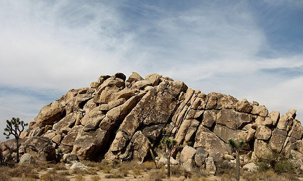 Bear Island-Southwest Face.<br>
Photo by Blitzo.