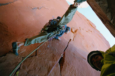 Ry starting P2.<br>
Photo Credit: David/Ricoh GR21/Fuji Reala 8 Nov 2007  
