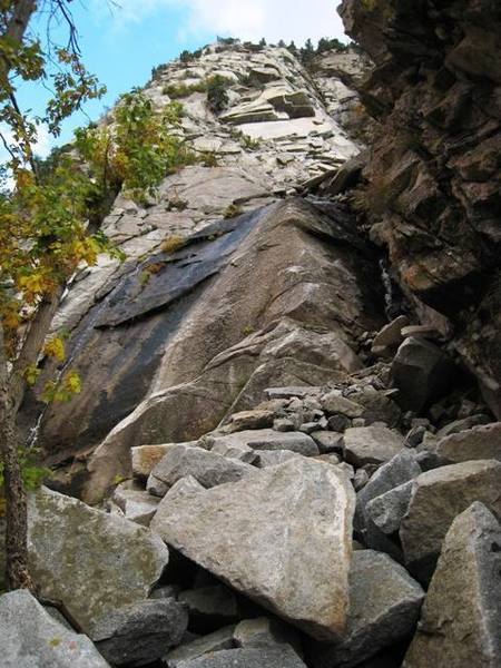 First pitch of the GWI in the fall of 2007.  Note debris from rock fall.