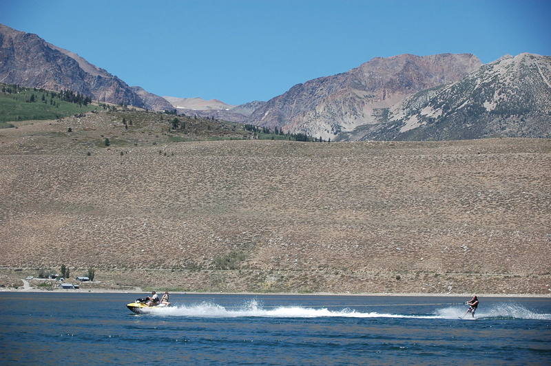 Wake-skating on Grant Lake, June Lake Loop