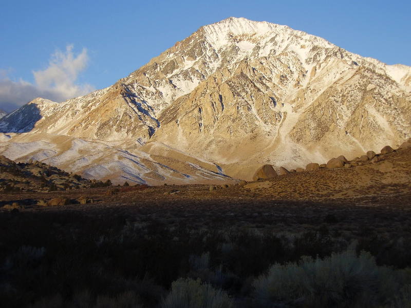 Mt. Tom at sunrise