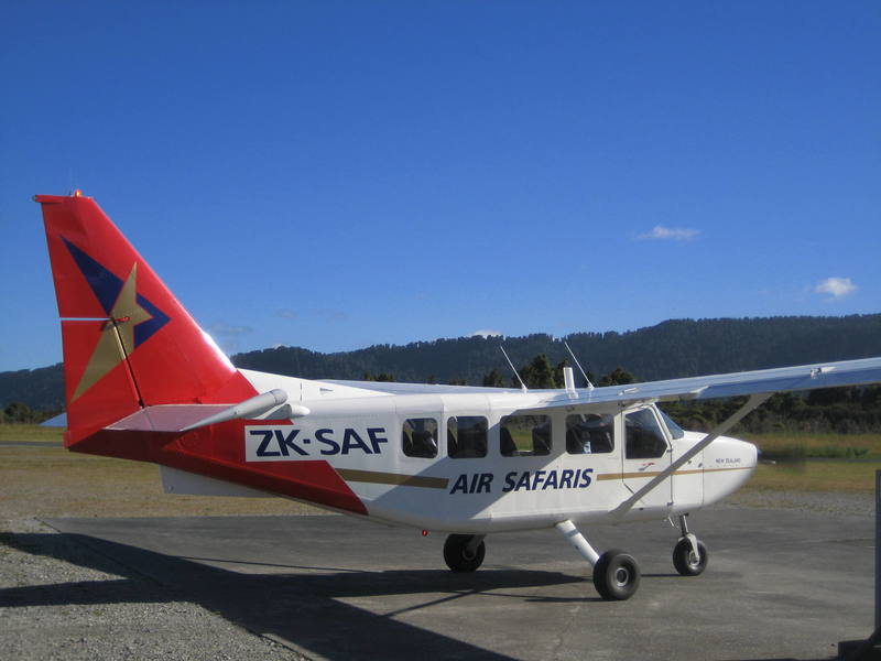 On one of my last few days in New Zealand, I was lucky enough to score a 1-hr scenic flight around the Mt. Cook region on this fixed-wing plane based in Franz Josef.