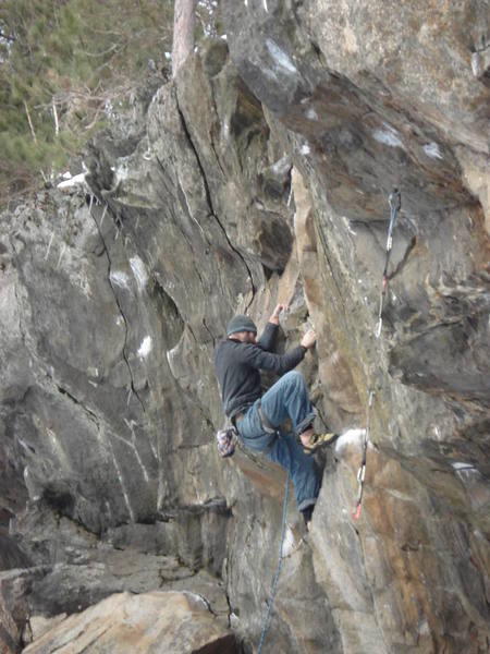 Jakob as he casualy sends his first 5.12 on x-mas eve day... merry christmas Jakob...<br>
Photo by james otey...