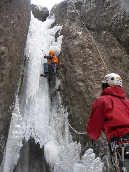 Once the boulder is achieved, there may be one M6 move to clear it, depending on the ice coverage.