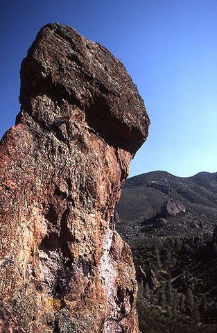 Pinnacles National Monument, CA.<br>
Photo by Blitzo.