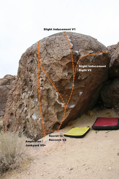 'Slight Inducement Boulder', south face topo